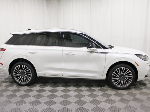Certified 2022 Lincoln Corsair AWD w/ Premium Package image 29
