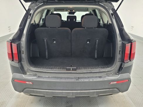 Used 2023 Kia Sorento LX image 29