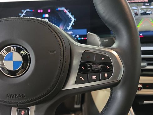 Used 2024 BMW 430i Convertible w/ M Sport Package RWD image 21