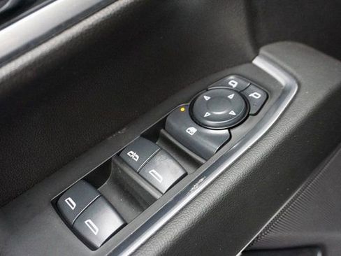 Used 2025 Chevrolet Silverado 3500 LT w/ Convenience Package image 7