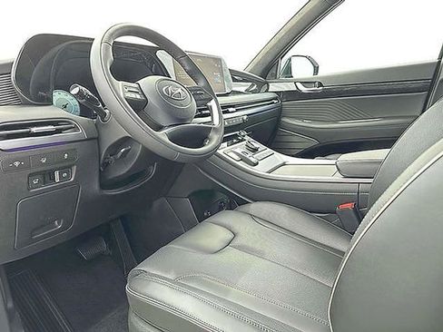 Used 2025 Hyundai Palisade Calligraphy AWD/4WD image 17