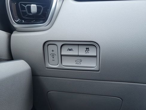 Used 2023 Kia Sorento SX image 31