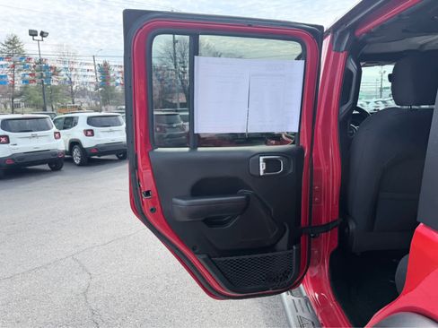Used 2021 Jeep Wrangler Unlimited Sport image 14