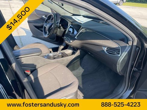 Used 2019 Chevrolet Malibu LT FWD image 19