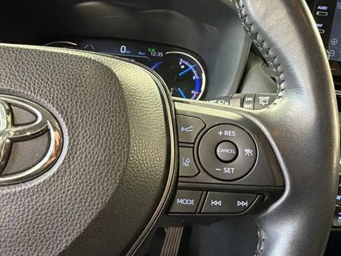 Used 2019 Toyota RAV4 Limited w/ Carpet Mat Package AWD/4WD image 17