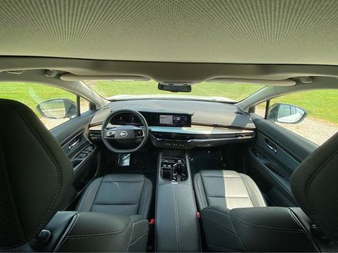 Used 2025 Nissan Murano SL w/ Cargo Package AWD/4WD image 19