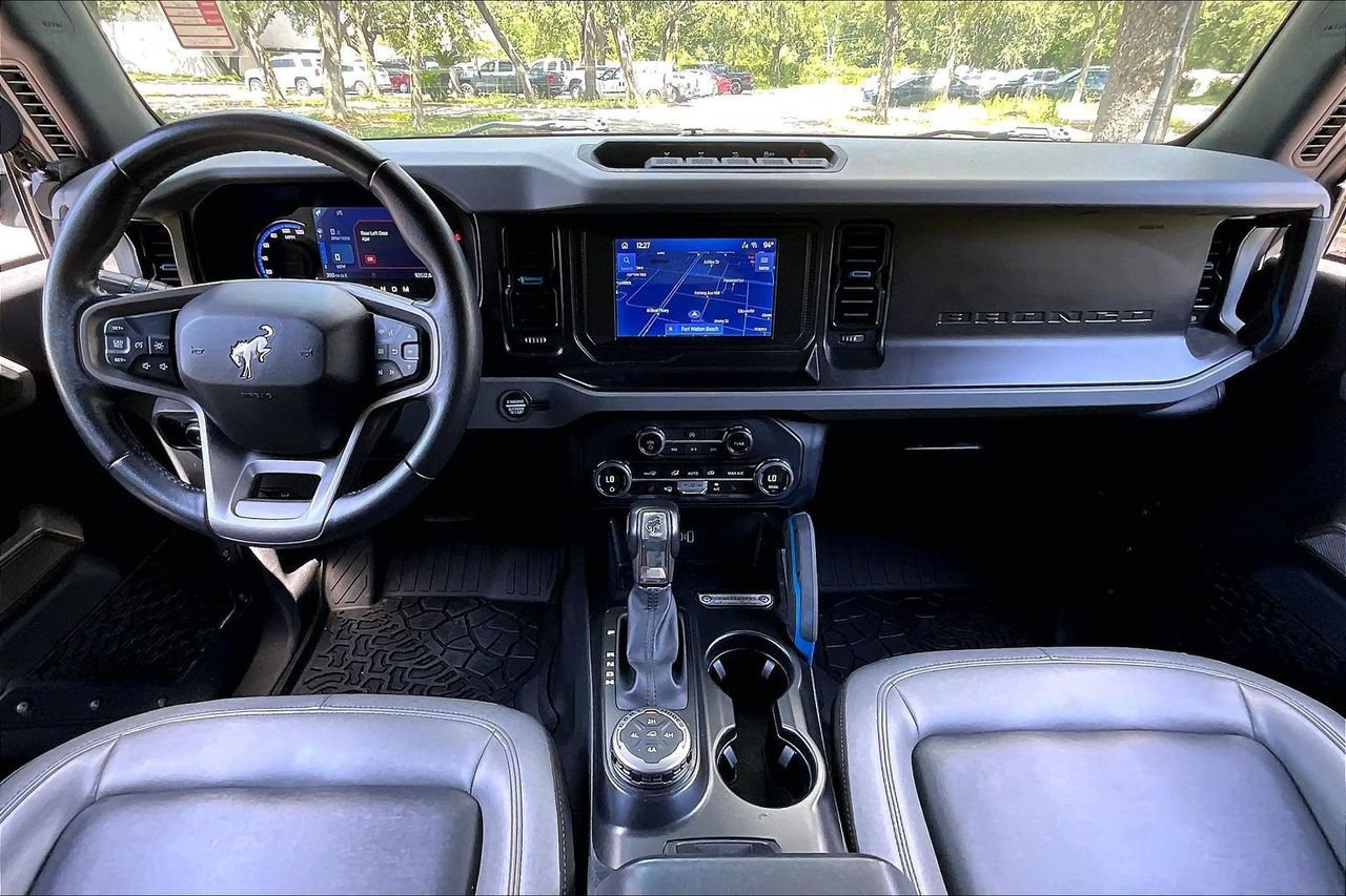 Used 2023 Ford Bronco Black Diamond w/ Sasquatch Package AWD/4WD image 7