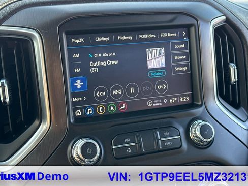 Used 2021 GMC Sierra 1500 AT4 w/ AT4 Carbonpro Edition image 32