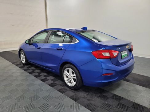 Used 2016 Chevrolet Cruze LT FWD image 3