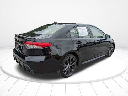 Used 2024 Toyota Corolla SE FWD image 4