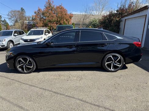 Used 2020 Honda Accord Sport image 4