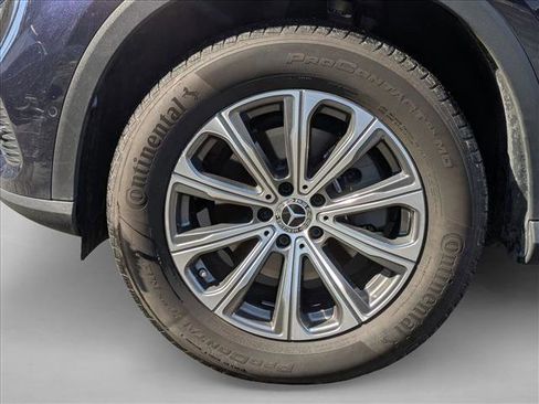 Used 2024 Mercedes-Benz GLC 300 4MATIC image 9