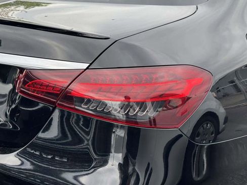 Used 2022 Mercedes-Benz E 350 Sedan image 10