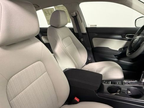 Used 2023 Honda Civic LX image 48