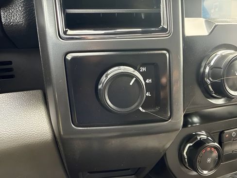 Used 2019 Ford F150 XLT AWD/4WD image 10