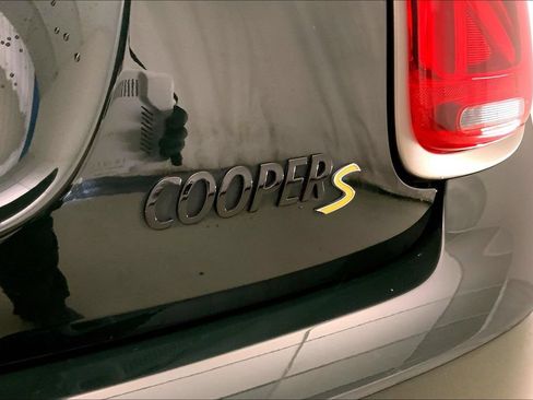 Used 2024 MINI Cooper SE w/ MINI Resolute Edition FWD image 7