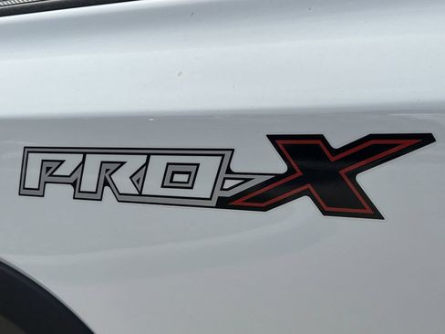 New 2026 Nissan Frontier Pro-X w/ Pro-X Convenience Package RWD image 6
