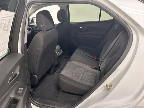 Used 2024 Chevrolet Equinox LT AWD/4WD image 19