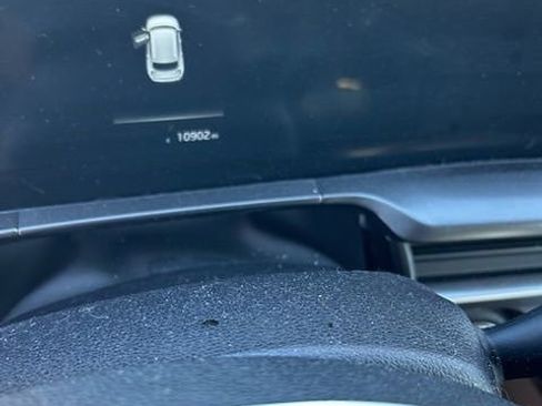 Certified 2025 Kia Telluride S image 15