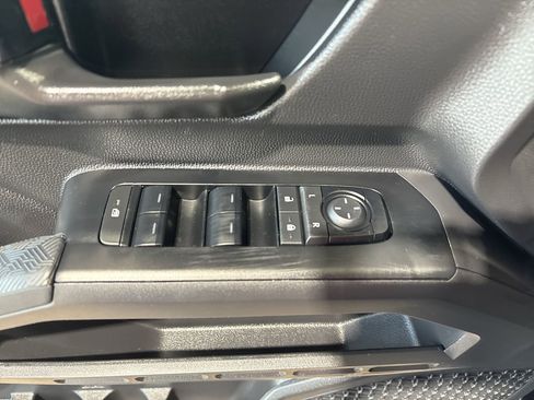 Certified 2025 Toyota Tacoma SR image 13