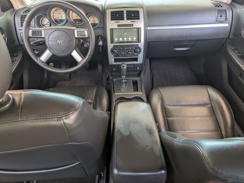 Used 2010 Dodge Charger R/T w/ Premium Appearance Group RWD image 23