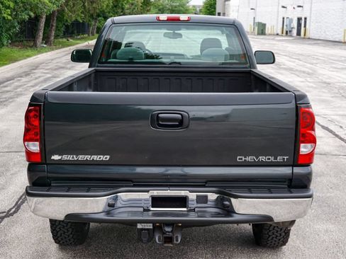 Used 2004 Chevrolet Silverado 2500 LS AWD/4WD image 51