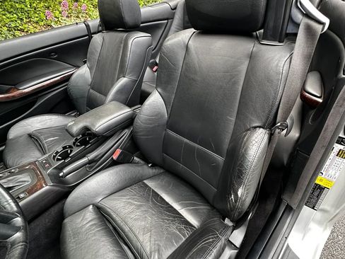 Used 2006 BMW 330Ci Convertible image 29