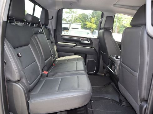 Used 2024 Chevrolet Silverado 2500 LTZ w/ LTZ Plus Package image 17