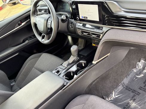 Certified 2025 Toyota Camry LE image 11
