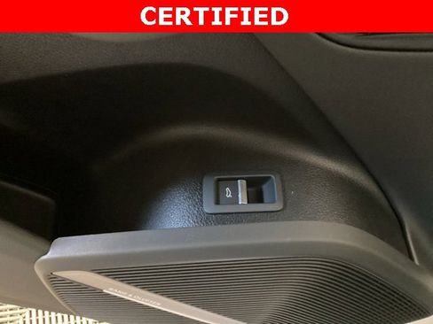 Certified 2025 Audi Q5 2.0T Premium Plus w/ Premium Plus Package image 19
