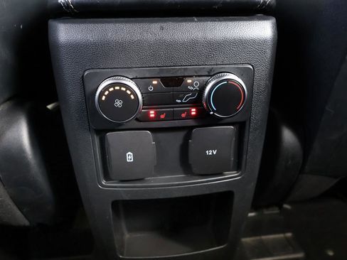 Used 2020 Ford Explorer XLT w/ Equipment Group 202A RWD image 46