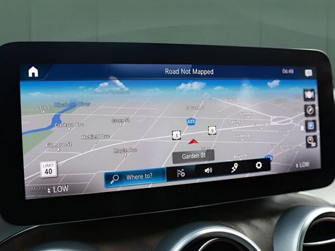 Used 2021 Mercedes-Benz GLC 300 4MATIC image 44