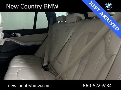 Used 2022 BMW X5 xDrive45e w/ M Sport Package image 26