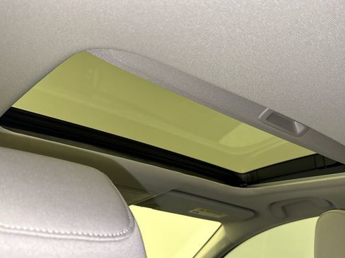 Used 2024 Honda Accord EX image 11