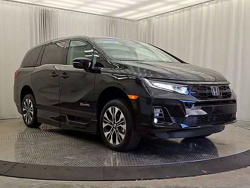Used 2025 Honda Odyssey Elite image 5