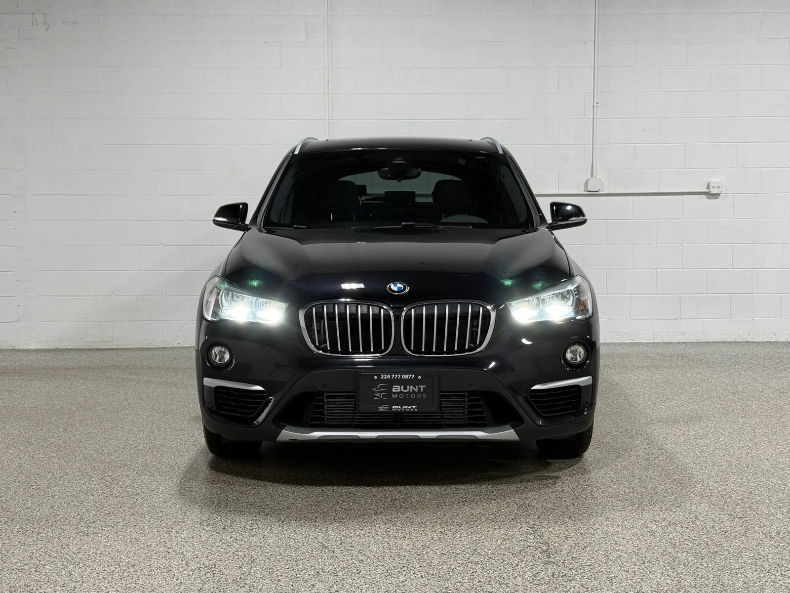 Used 2019 BMW X1 xDrive28i w/ Convenience Package AWD/4WD image 3