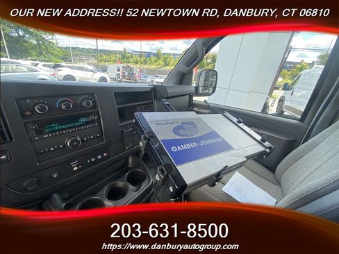 Used 2021 Chevrolet Express 2500 RWD image 16