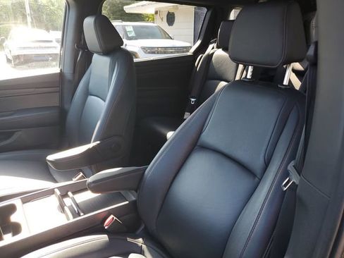 Used 2025 Honda Odyssey Sport-L image 12