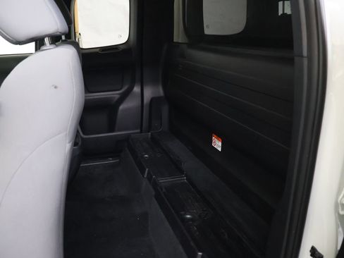 Used 2019 Toyota Tacoma SR RWD image 14