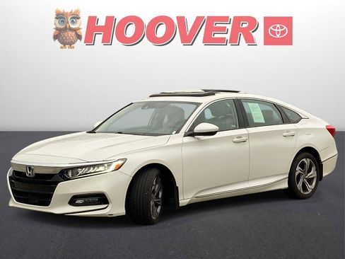 Used 2018 Honda Accord EX image 5