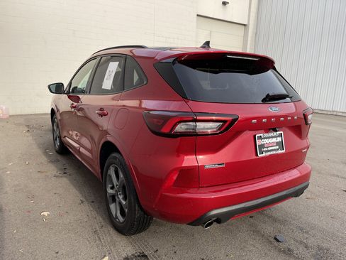 Used 2023 Ford Escape ST-Line image 6
