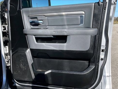 Used 2019 RAM 1500 Big Horn image 27