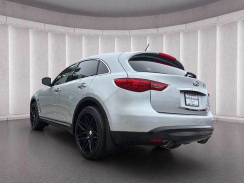 Used 2014 INFINITI QX70 2WD image 3