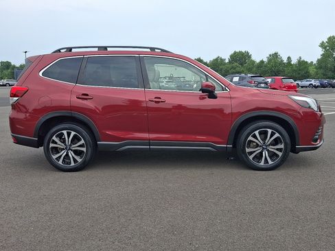 Certified 2022 Subaru Forester Limited AWD/4WD image 8