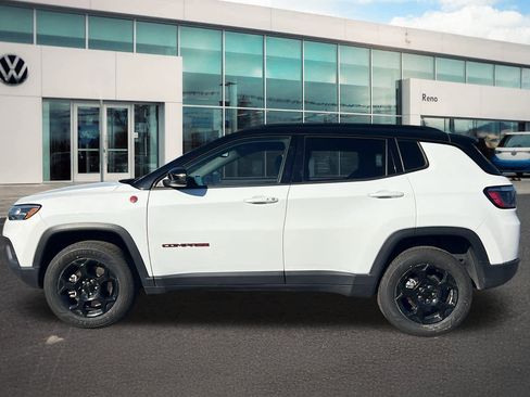 Used 2023 Jeep Compass Trailhawk image 8
