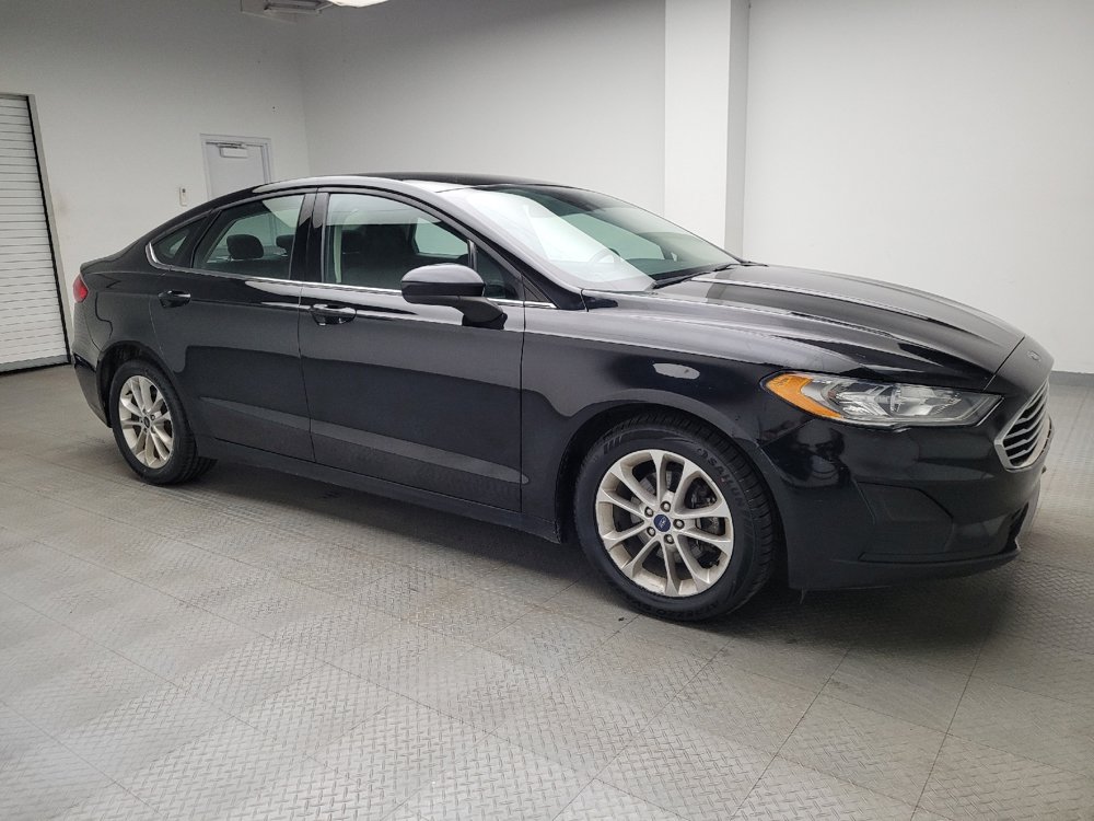Used 2020 Ford Fusion SE FWD image 11