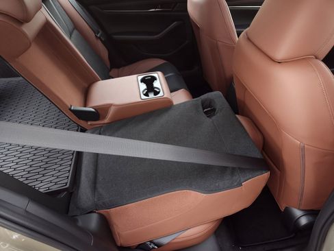 New 2025 MAZDA MAZDA3 s image 32