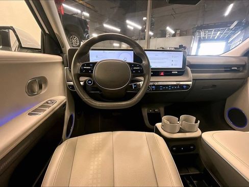 Used 2023 Hyundai Ioniq 5 Limited AWD/4WD image 4