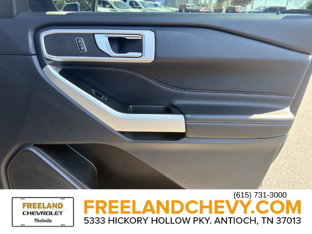 Used 2021 Ford Explorer XLT w/ Equipment Group 202A AWD/4WD image 27