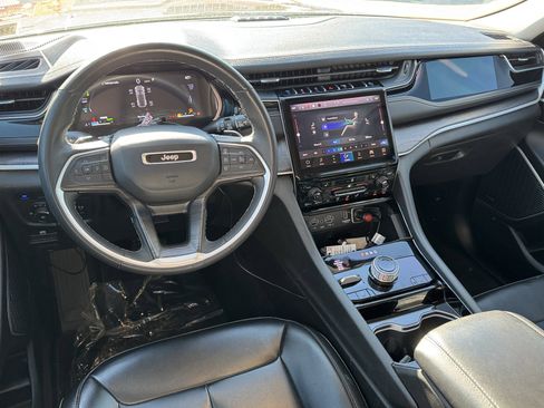 Used 2023 Jeep Grand Cherokee 4WD 4xe image 25